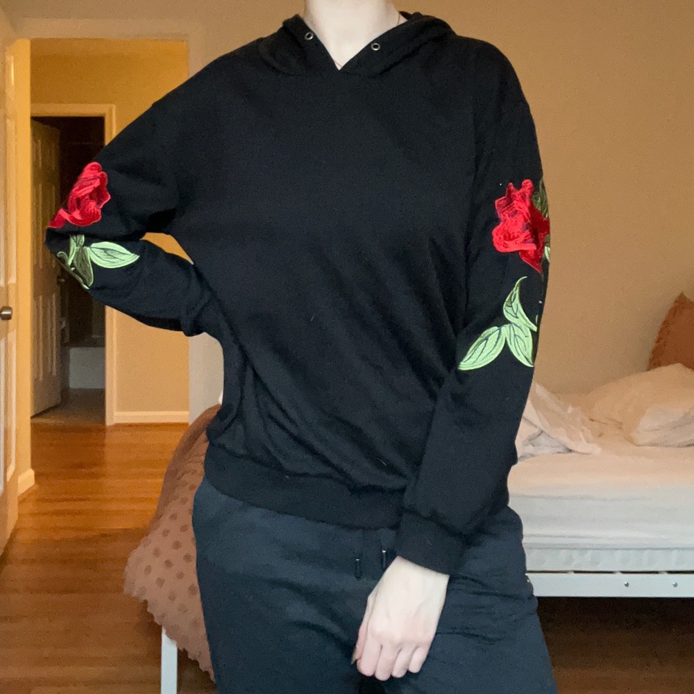 Item: Rose embroidered hoodie